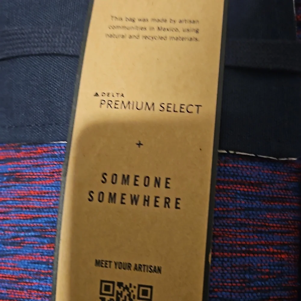 4 amenities kits - Picture 2 of 3